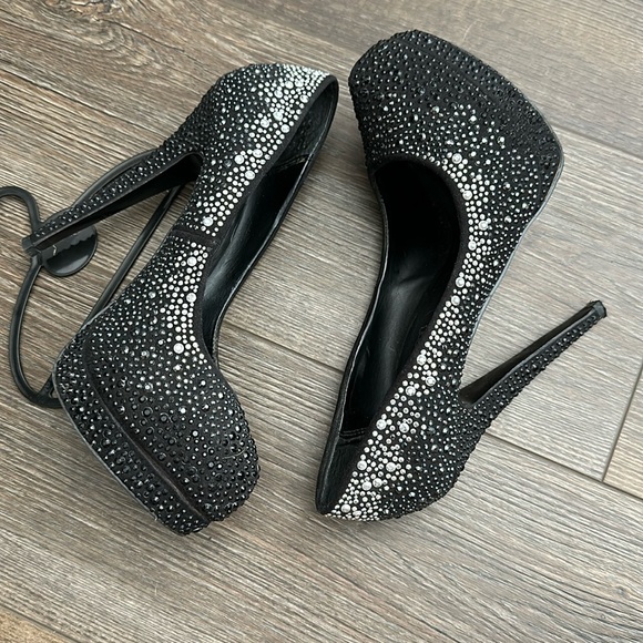Aldo Shoes - ALDO- Bedazzled platform pumps. Millennial edition!